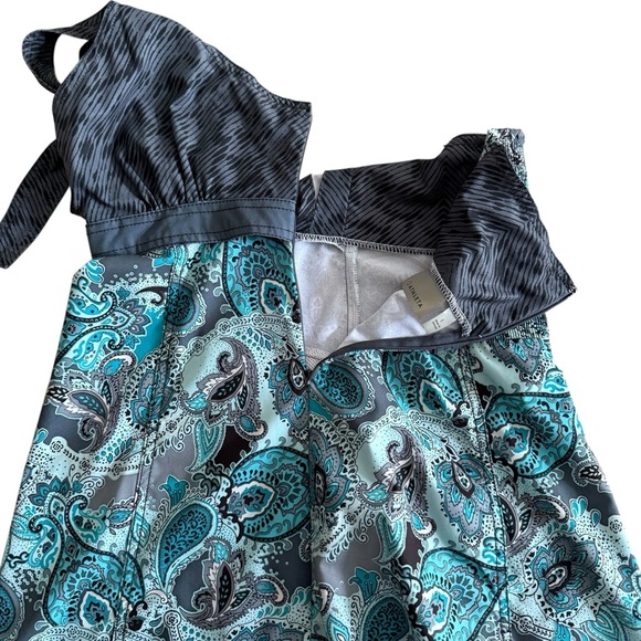 Athleta Black and Green Halter Sundress for Cocktail - Picture 2 of 10